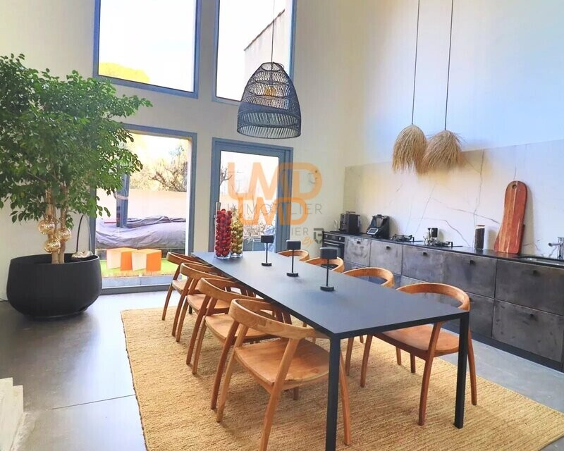 Maison moderne 190m2 centre ville Saint Maximin - maison Saint Maximin la Ste Baume T4 190m2