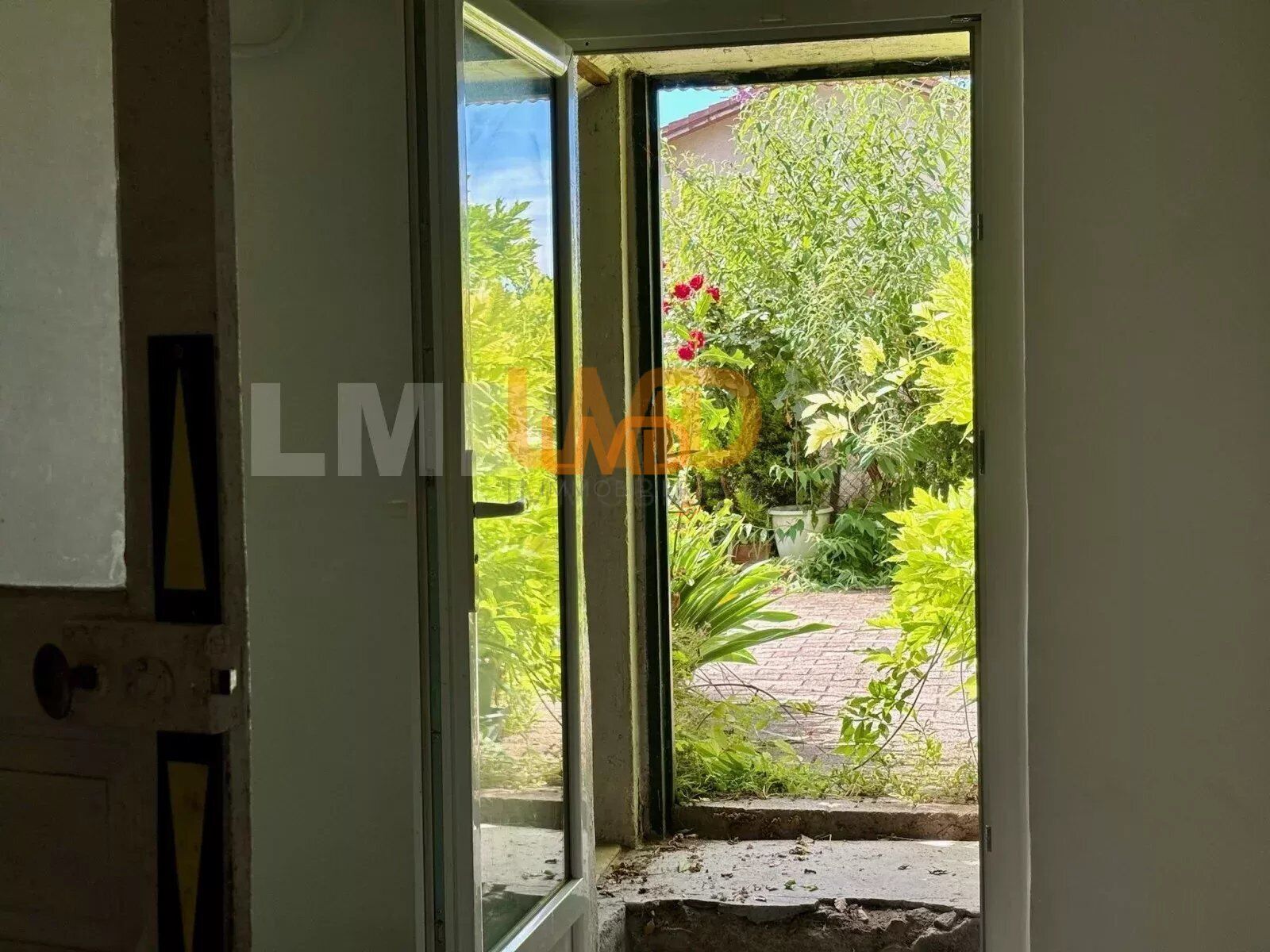 Ensemble de 3 maisons indépendantes avec espace extérieur privatif  - d38fd9bd-e4e3-4990-8256-5643387b6869