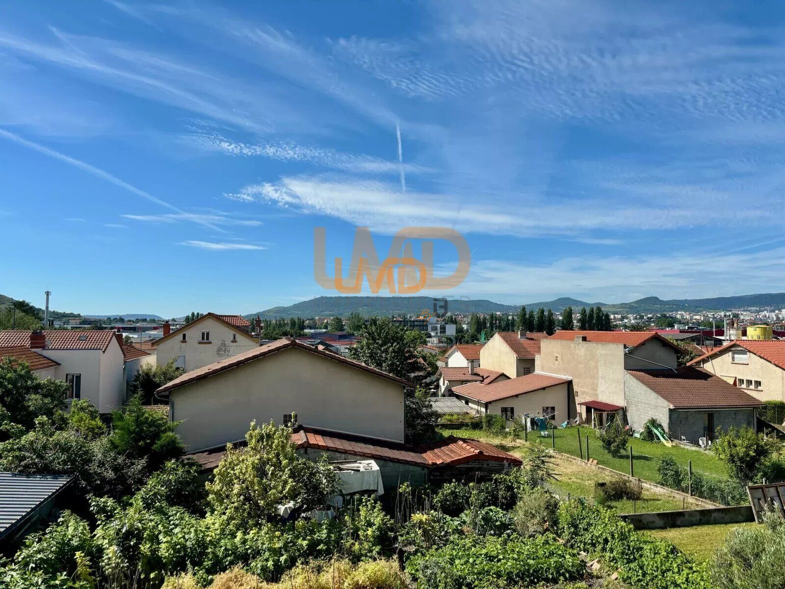 Ensemble de 3 maisons indépendantes avec espace extérieur privatif  - 47f285e6-970b-4dea-ae13-4900de2e36b1