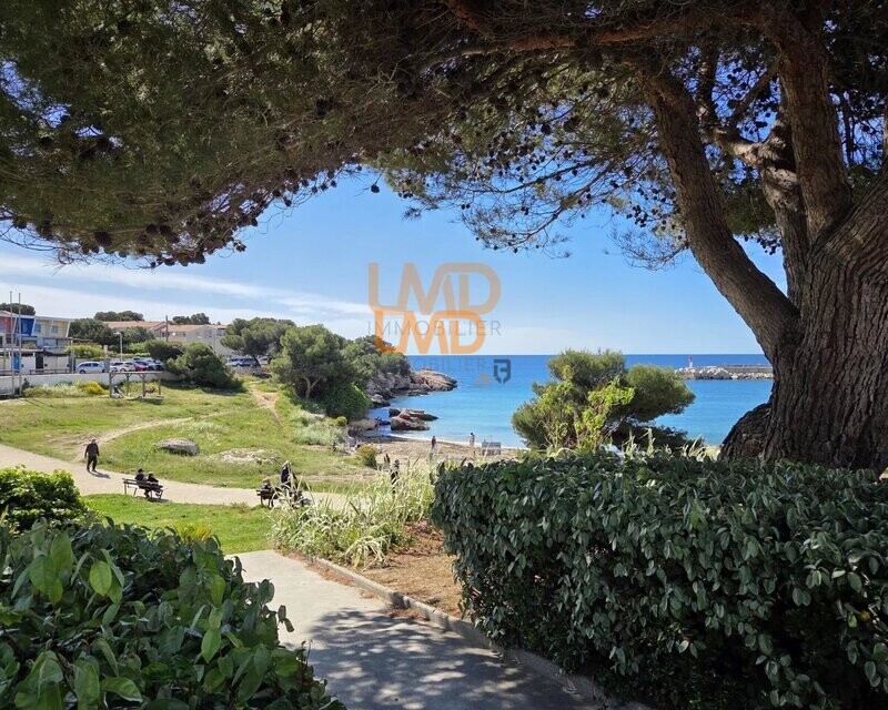 Appartement T2 avec terrasse en bord de mer - 8374cd4e-ce7d-4b09-be67-d57082d007b5