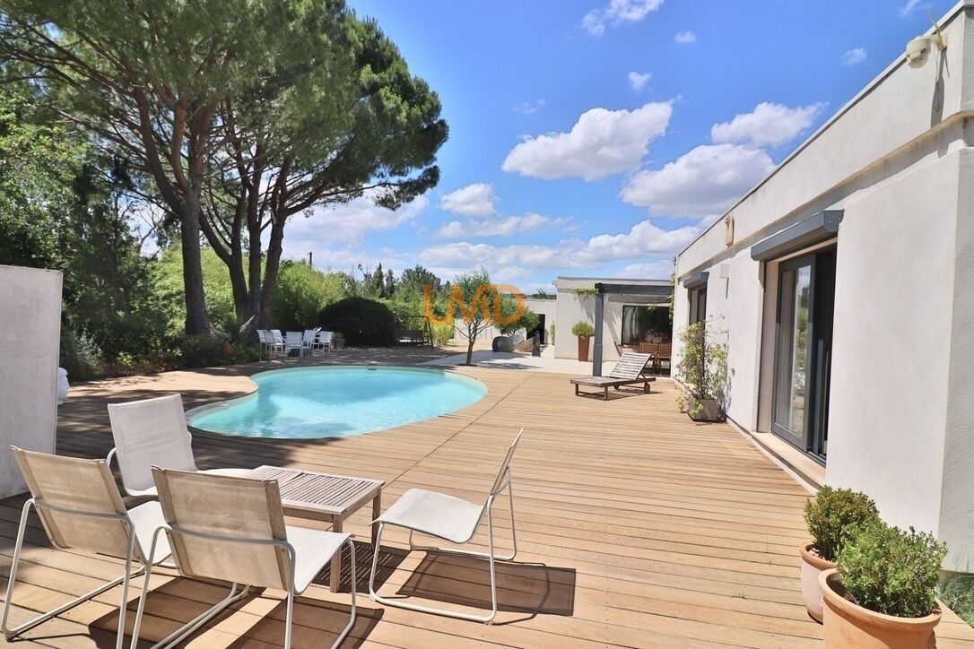 Maison d'architecte de 280m2 secteur résidentiel - Pujaut Avignon T7 280m2