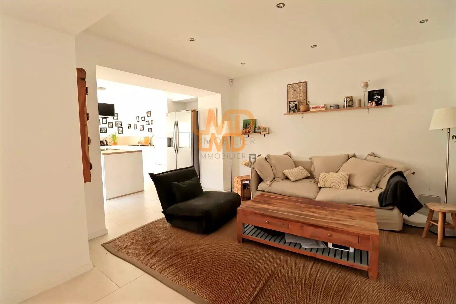 Exclusivité – Une maison de ville au cœur du quartier Croix-de-Fer - 987d194a-9c57-45bc-8f43-c16acd10a34a