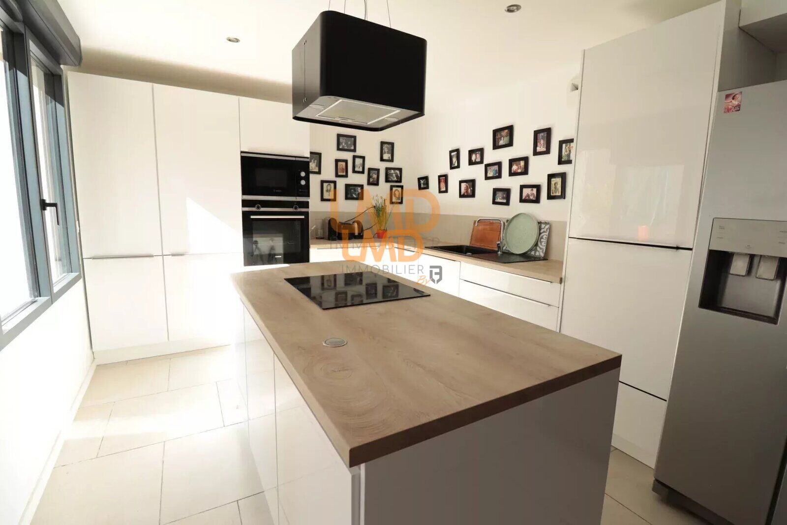 Exclusivité – Une maison de ville au cœur du quartier Croix-de-Fer - 4577d2d8-c34a-4be8-8102-885505990f16