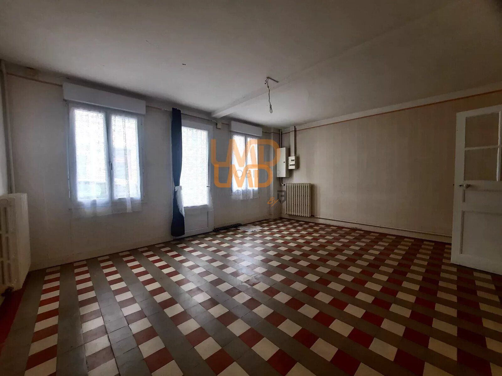 Mison DE Bourg T4-Terrasse-Proche CommoditÉS - 1d3bd038-46a2-4def-80e9-2a4d82efd74b