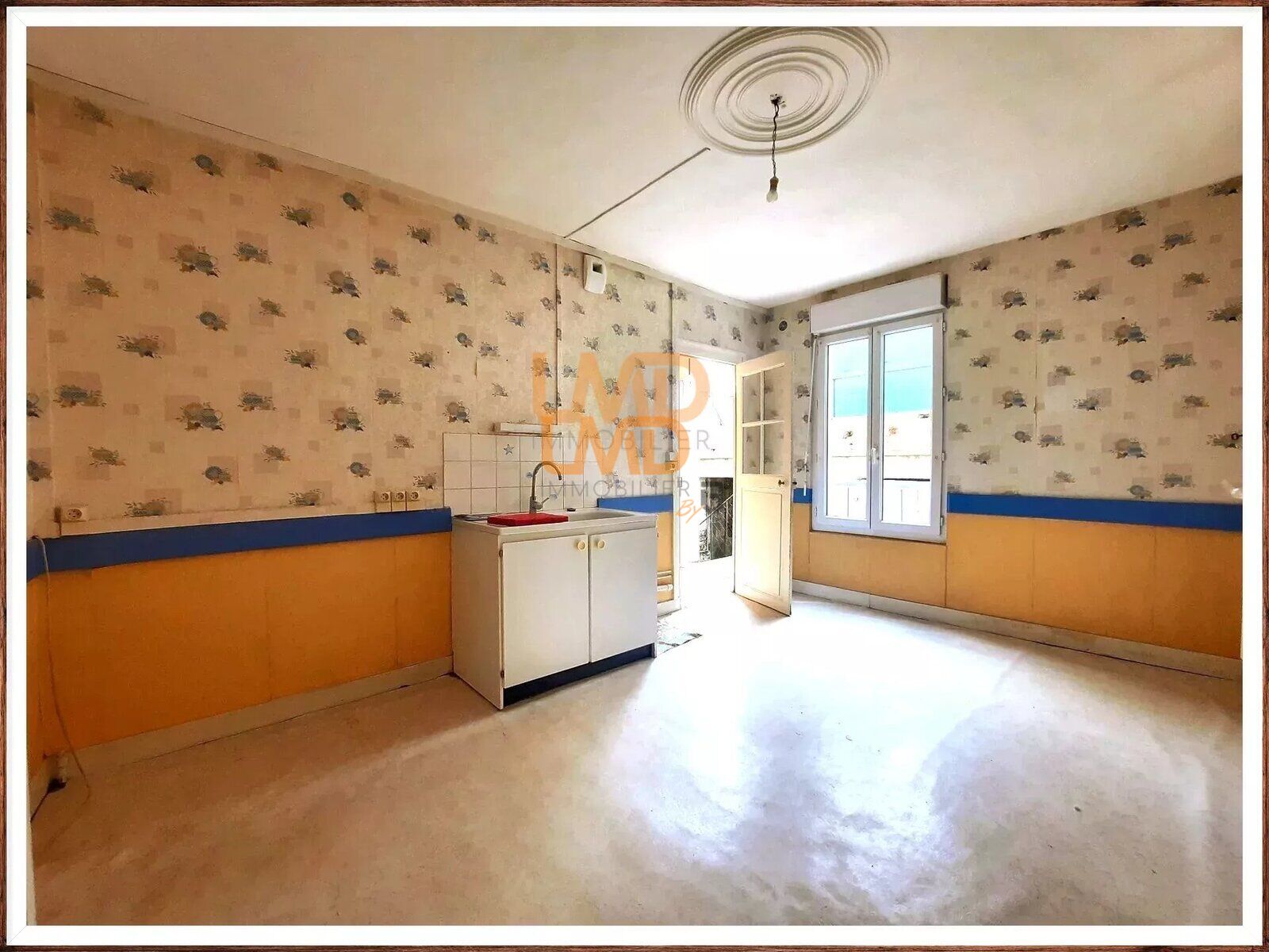 Mison DE Bourg T4-Terrasse-Proche CommoditÉS - f52edce6-93e6-4fb3-81e9-504d7705561b