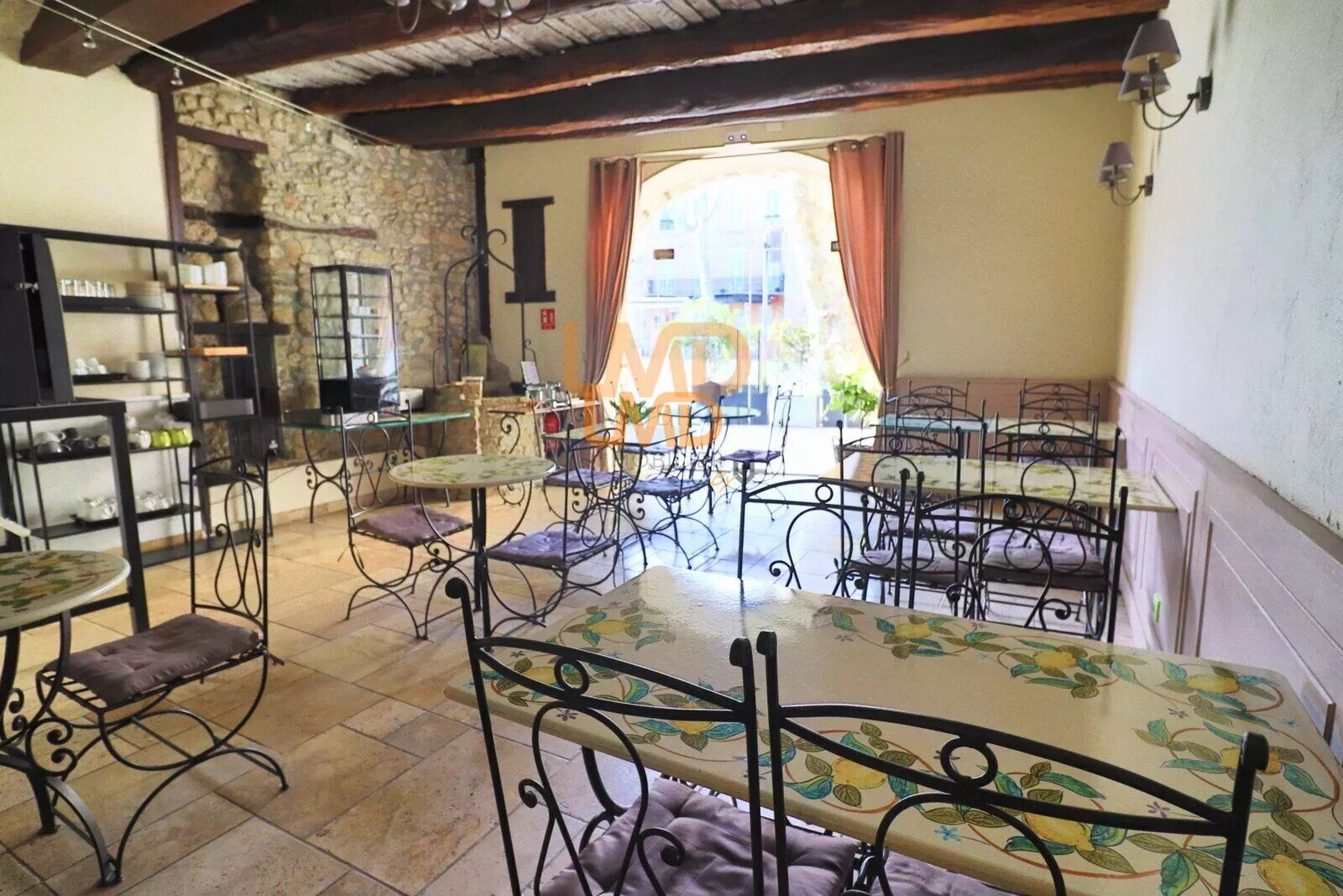 Proche Aix en Provence - Fonds de commerce Hotellerie  - cf67ce59-0e32-477c-8d65-f4662bee770c