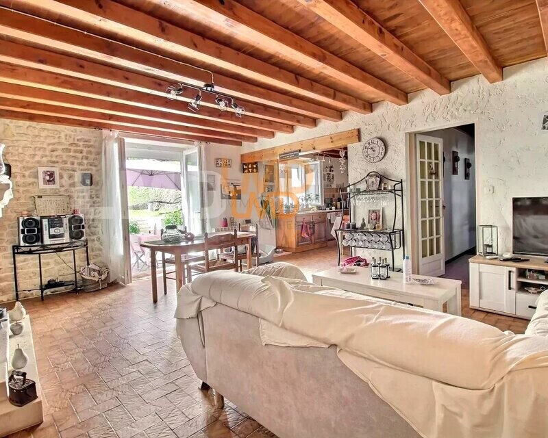 Maison de village - bdf91b3c-79bf-470d-8840-ae0c07f9d996