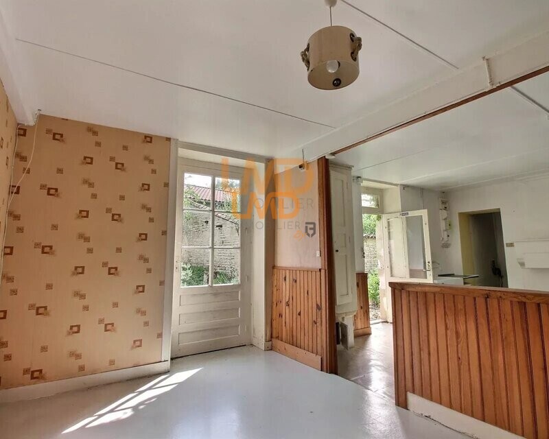 Maison avec dépendances à rénover – Les Touches-de-Périgny (17160) - 4deb6884-4b7a-4f7d-82cb-4afd513ab7db