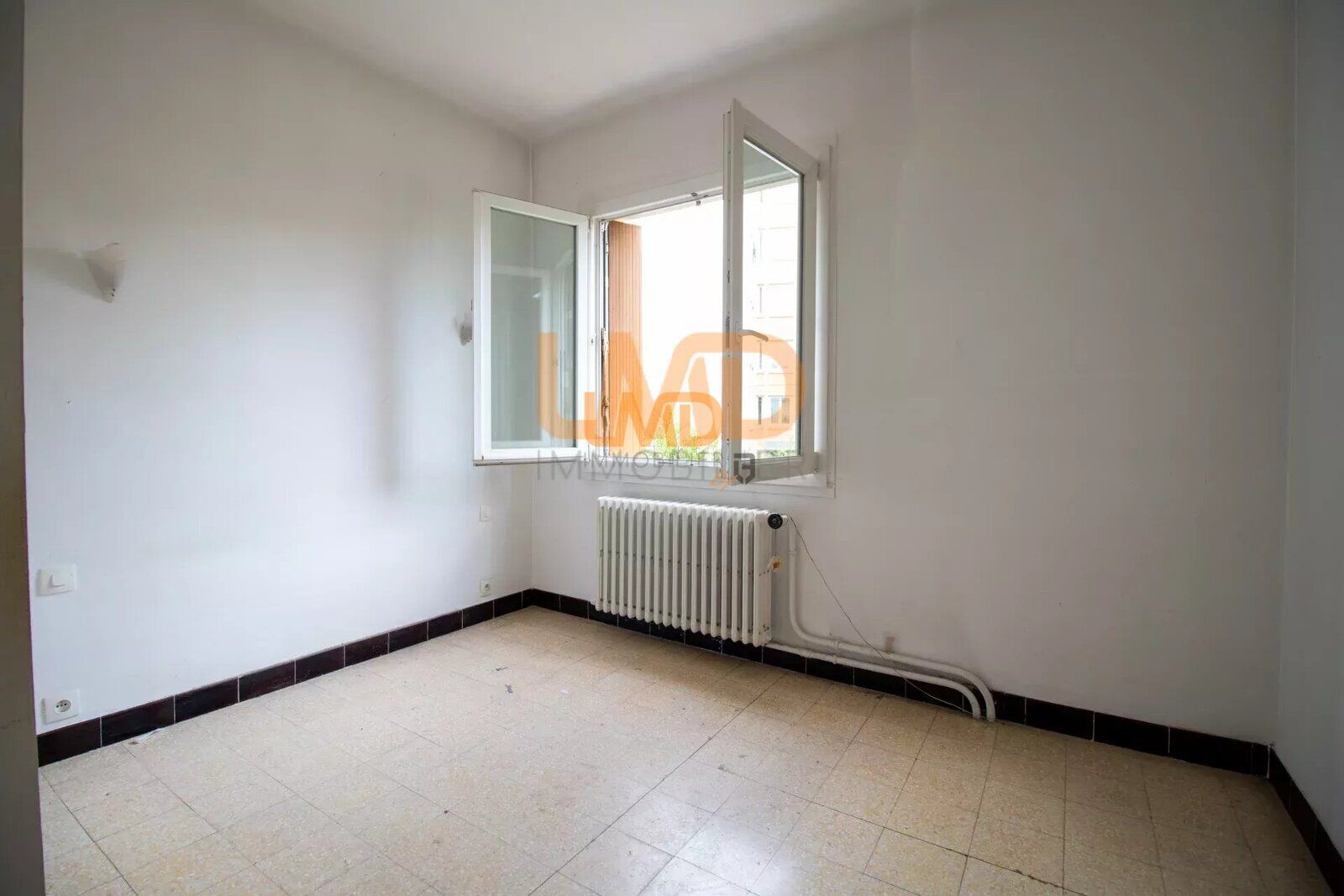 Maison de 115 m² avec terrain divisible de 725 m² - 1f280bdb-8d0a-4ab4-8f6c-aedf8d56af35