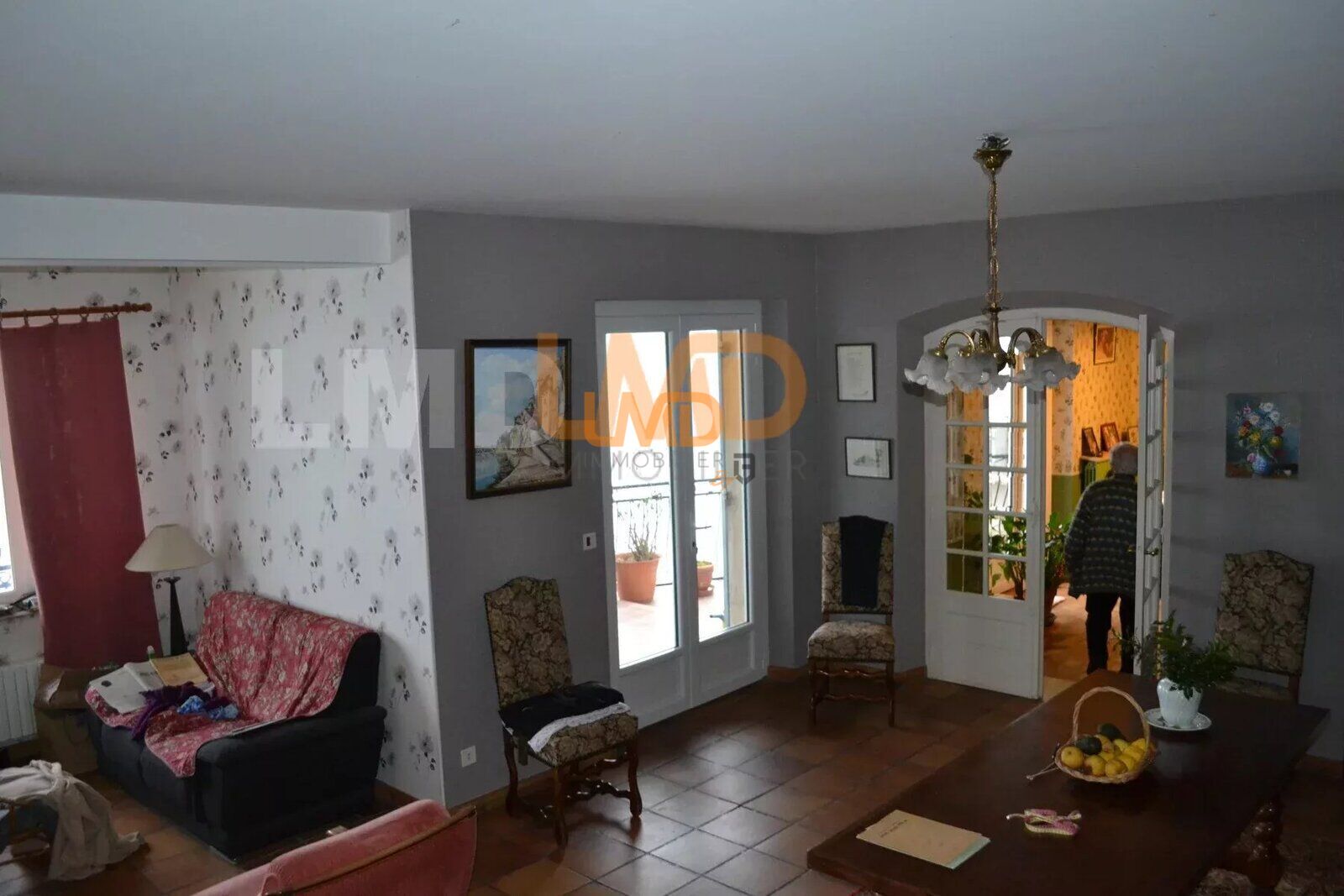 Centre Ville  Appartement 136 M² Avec Dependances - 4878ce12-961f-4ac4-abbd-e0fe896b8e2a