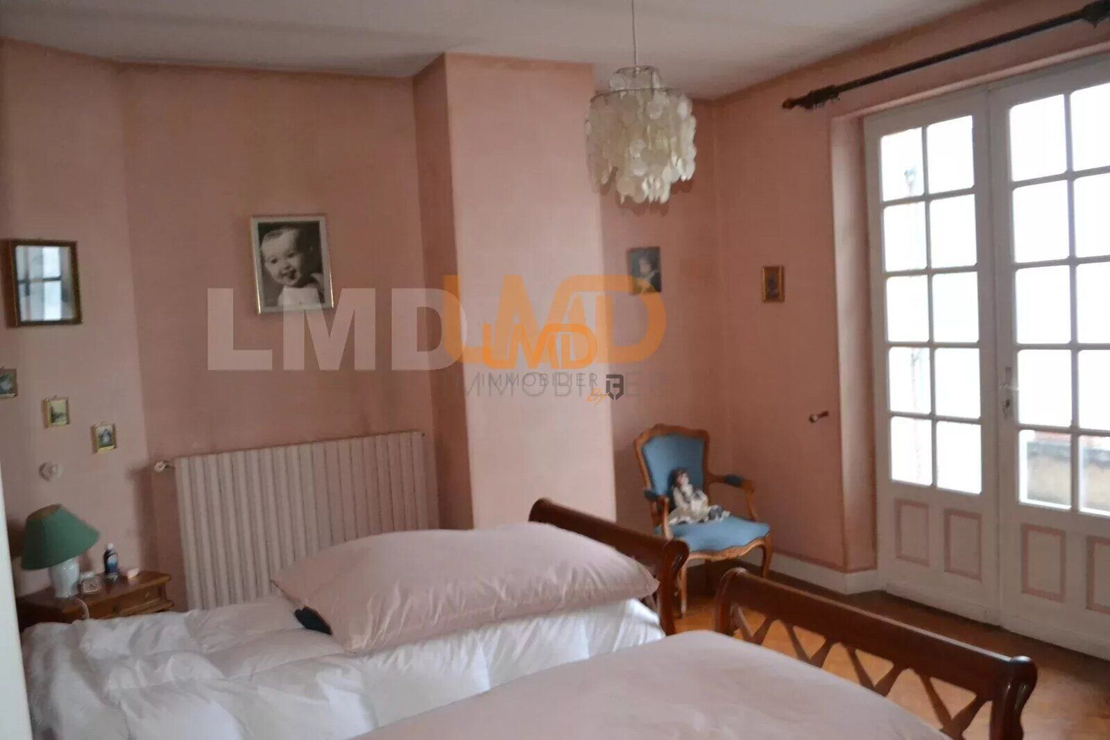 Centre Ville  Appartement 136 M² Avec Dependances - 913da7c8-59e1-46f0-93d0-2e052802812b