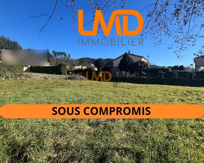 Terrain constructible de 640 m² – Vals-les-Bains - cfdf4ff5-0a95-48f4-ac1c-b659b65eb08a