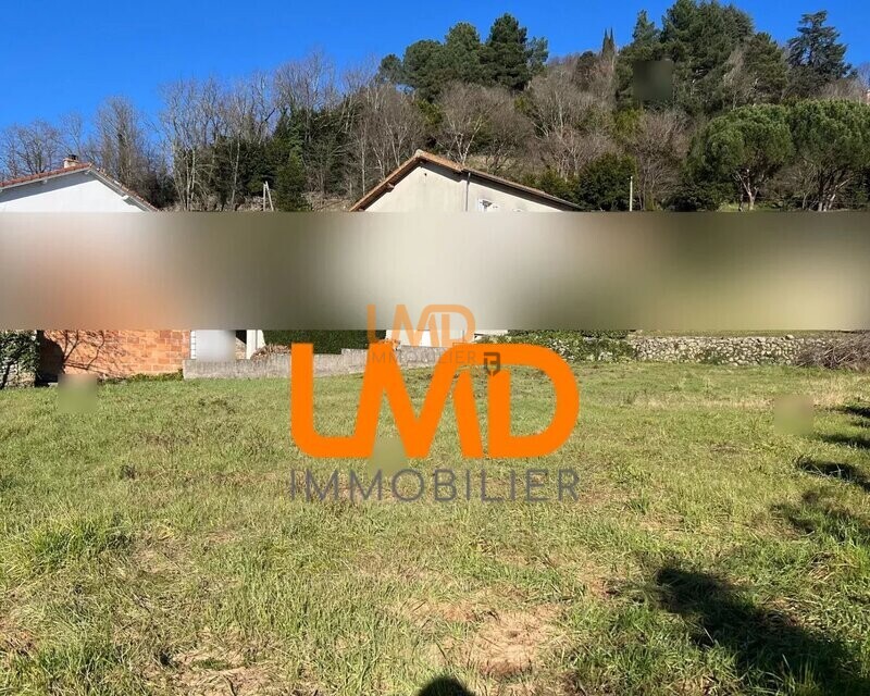 Terrain constructible de 640 m² – Vals-les-Bains - 755e7d1f-0042-40a9-92b8-25729e0dcea9