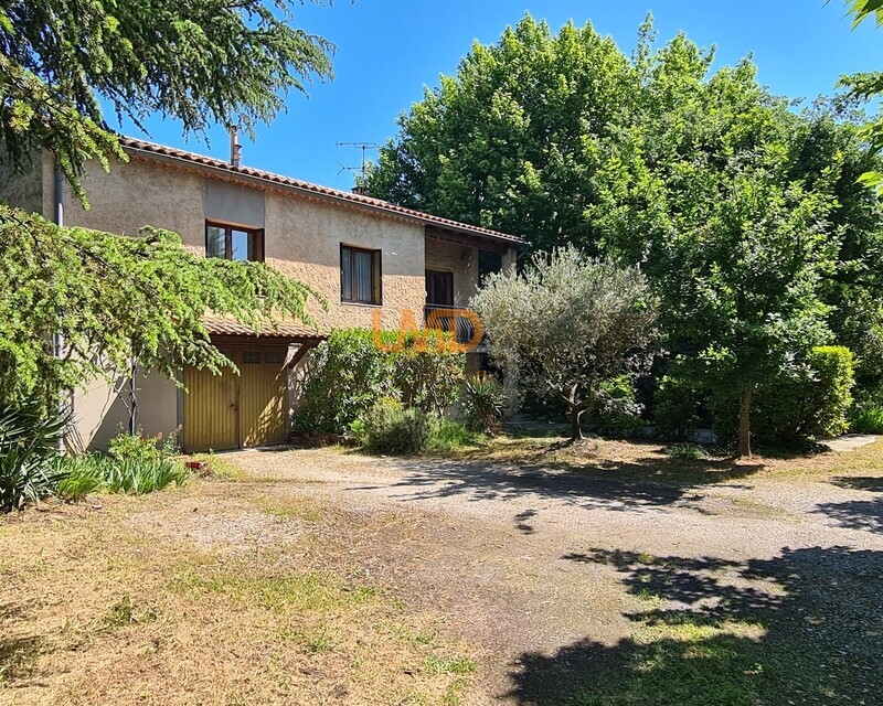 Maison Traditionnelle - Lumineuse - 5 Chambres - Grand Garage - 20250513 113214