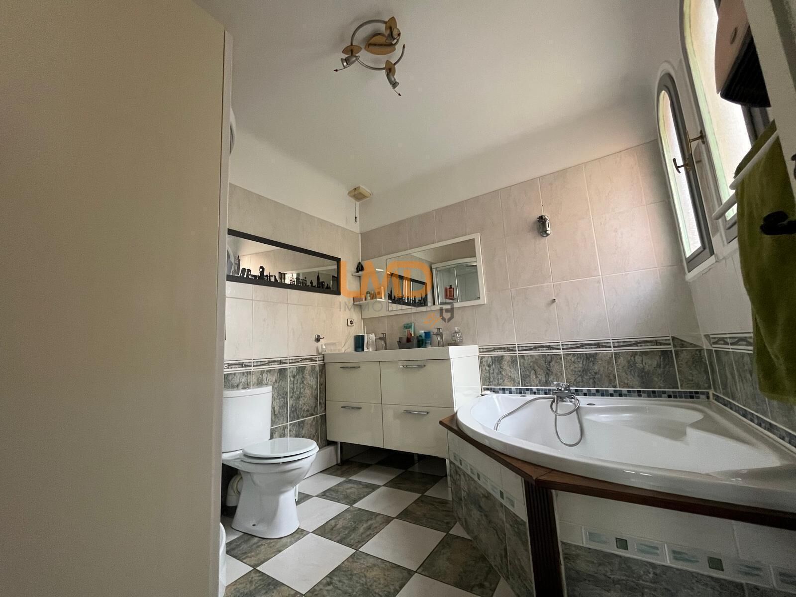 Maison d'exception - Sdb parentale 1.3