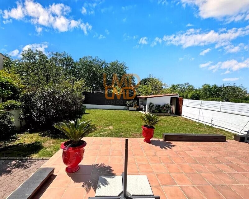 Maison  Contemporaine  - f6009ccb-fc9f-4165-b339-1da261c4c48e