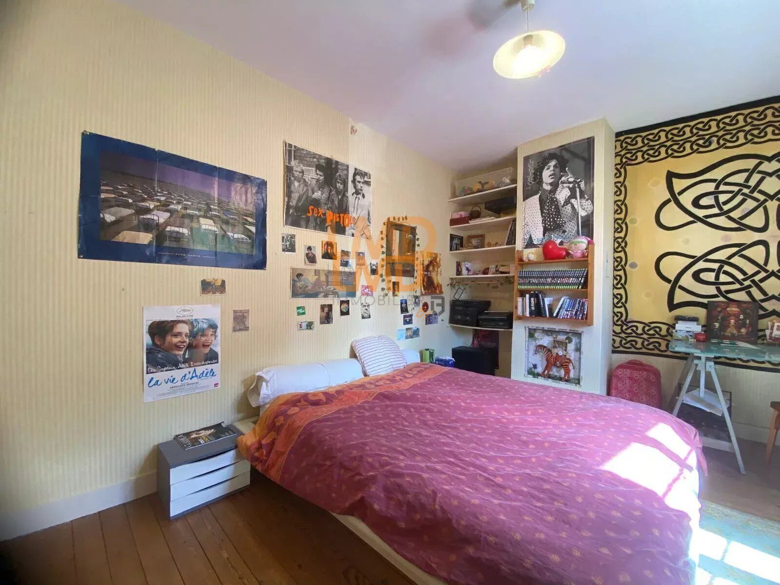 Maison de bourg - T5 - Cour- Proche Commodités - - fa44792b-bd8c-4aa9-b471-75b869928acc