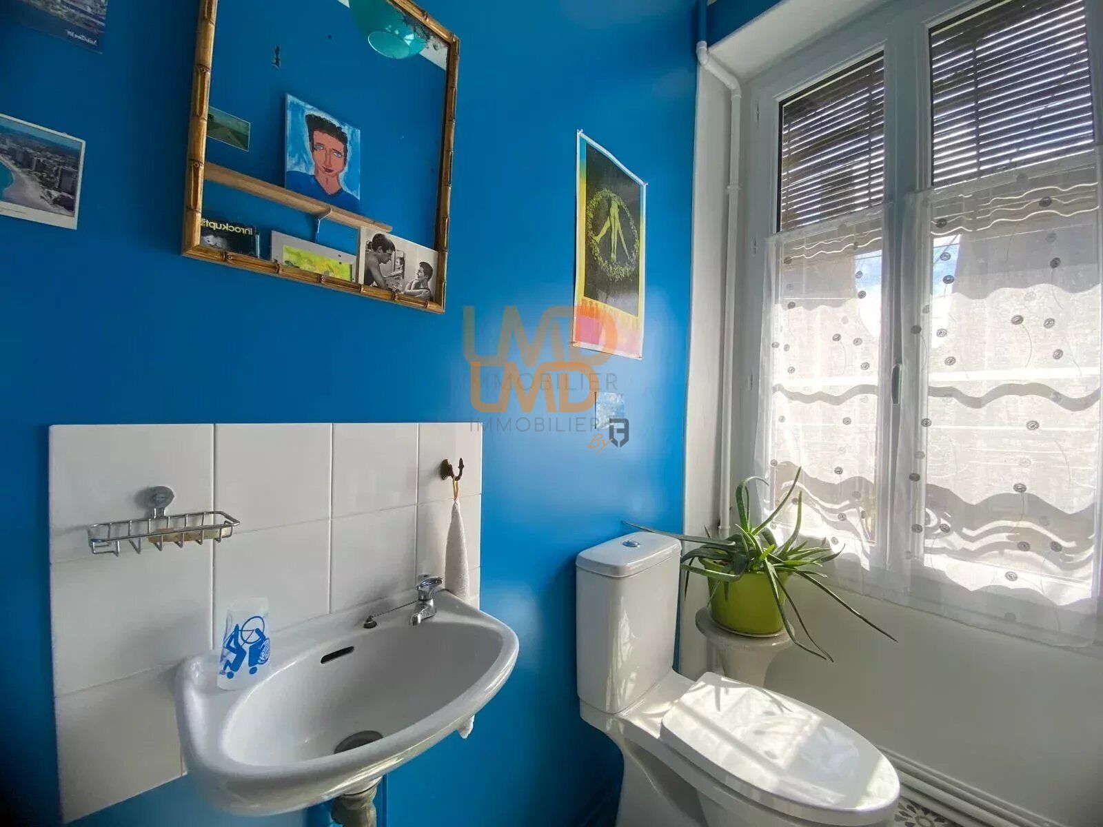 Maison de bourg - T5 - Cour- Proche Commodités - - 5fa9a067-ea5d-4669-a80d-491acf4a0dac