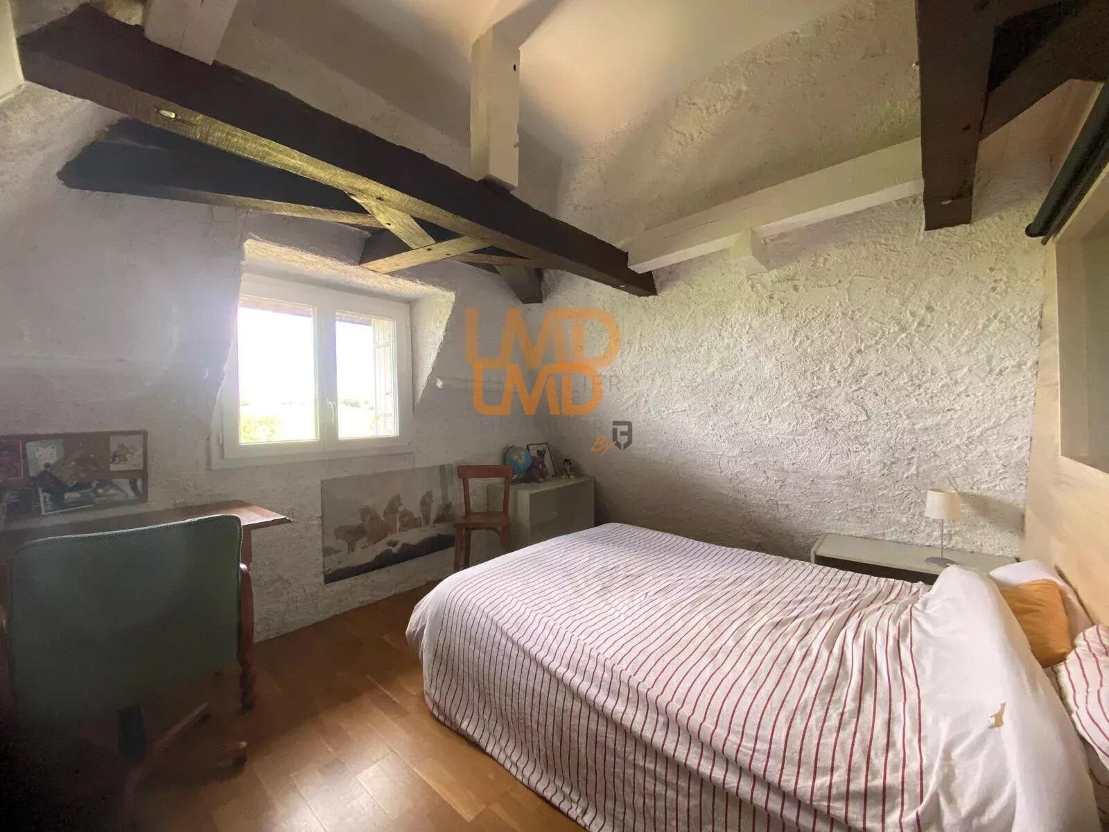 Maison de bourg - T5 - Cour- Proche Commodités - - f2c2d4d3-f23d-47ca-8b09-62ecb158bb84