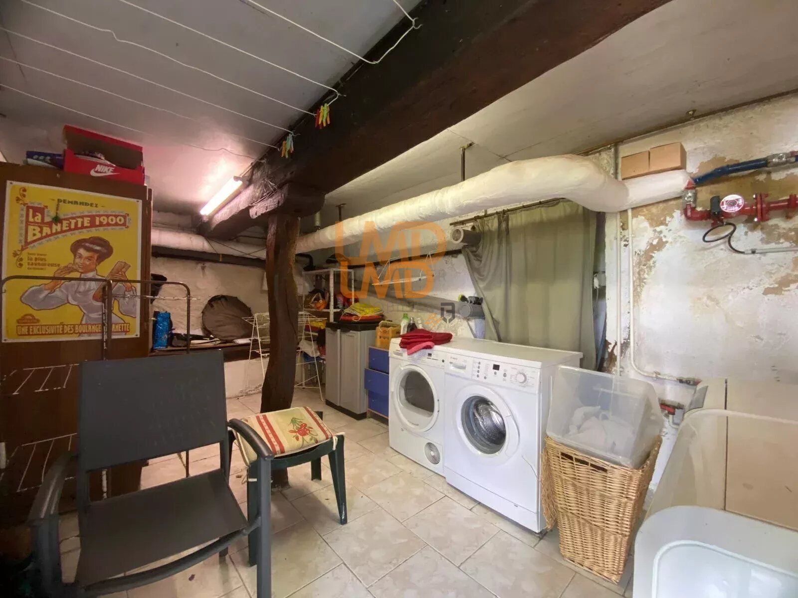 Maison de bourg - T5 - Cour- Proche Commodités - - be24eae8-2fa5-4861-a2a2-5396b50957a8