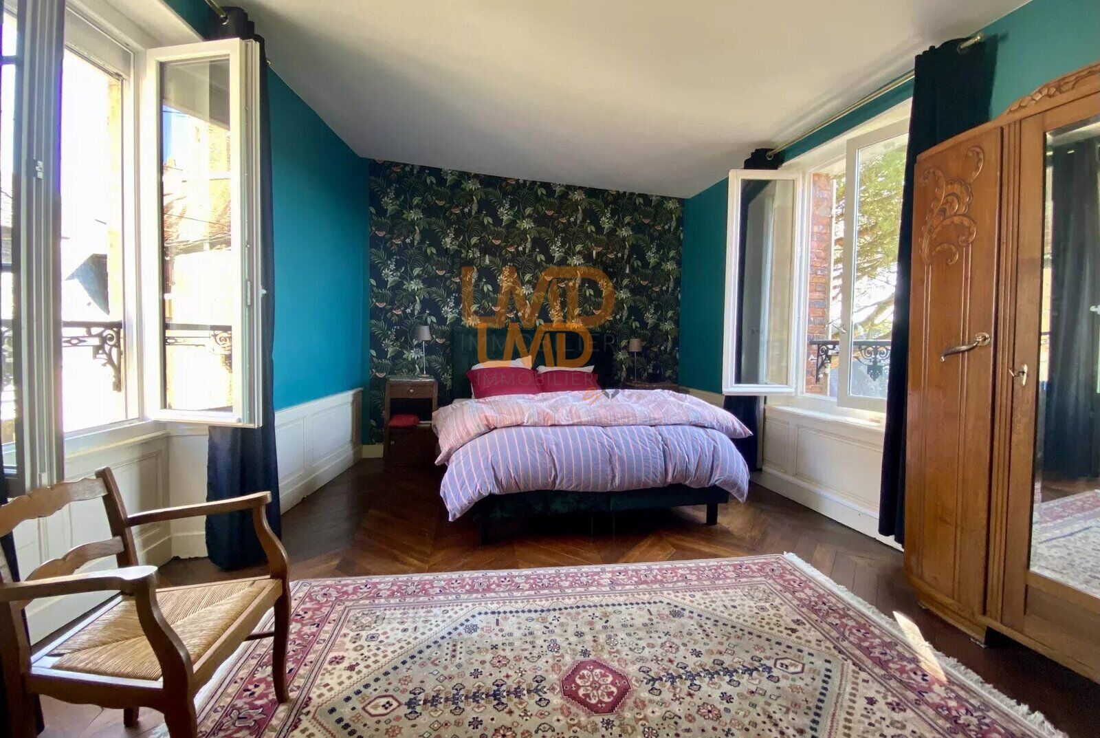 Maison de bourg - T5 - Cour- Proche Commodités - - f9d0c5e5-56fb-45d4-9211-417b1800040c