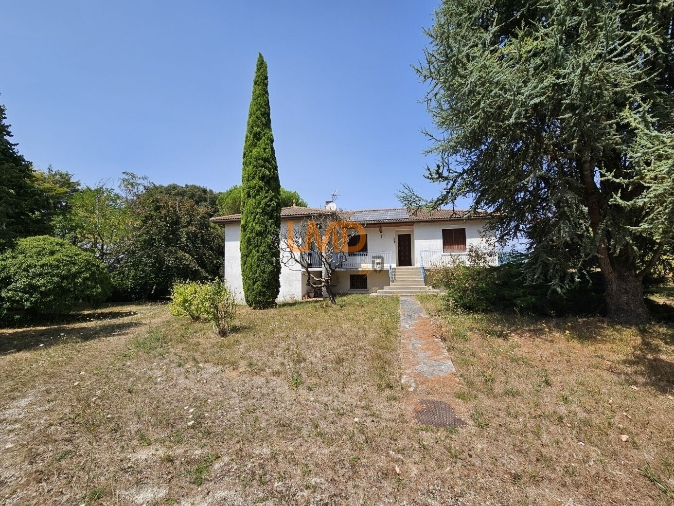 Maison Cherbonnières 4 hectares - Façade1