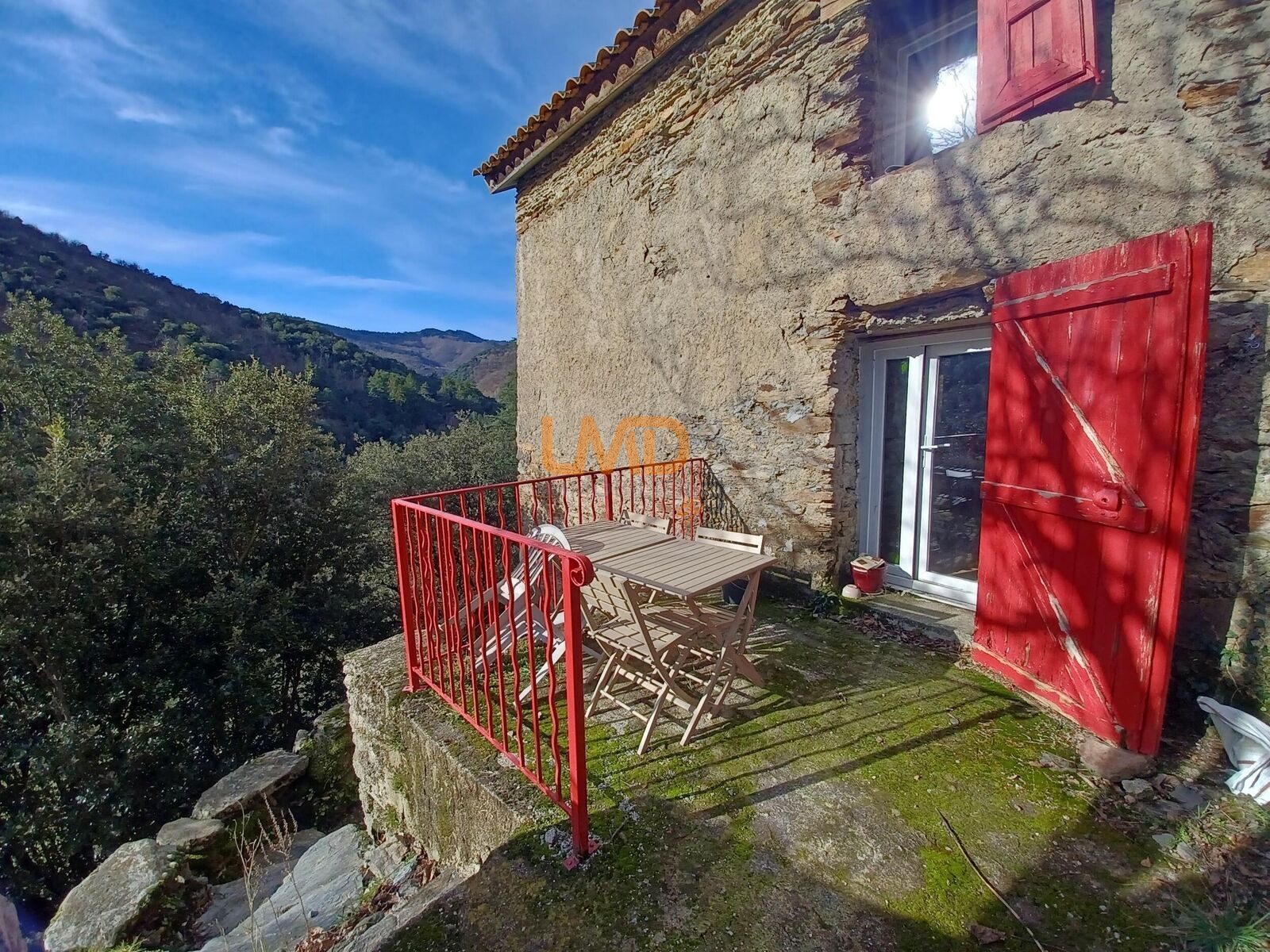 Maison en pierre - Vue panoramique - Terrain - 20250227 100831