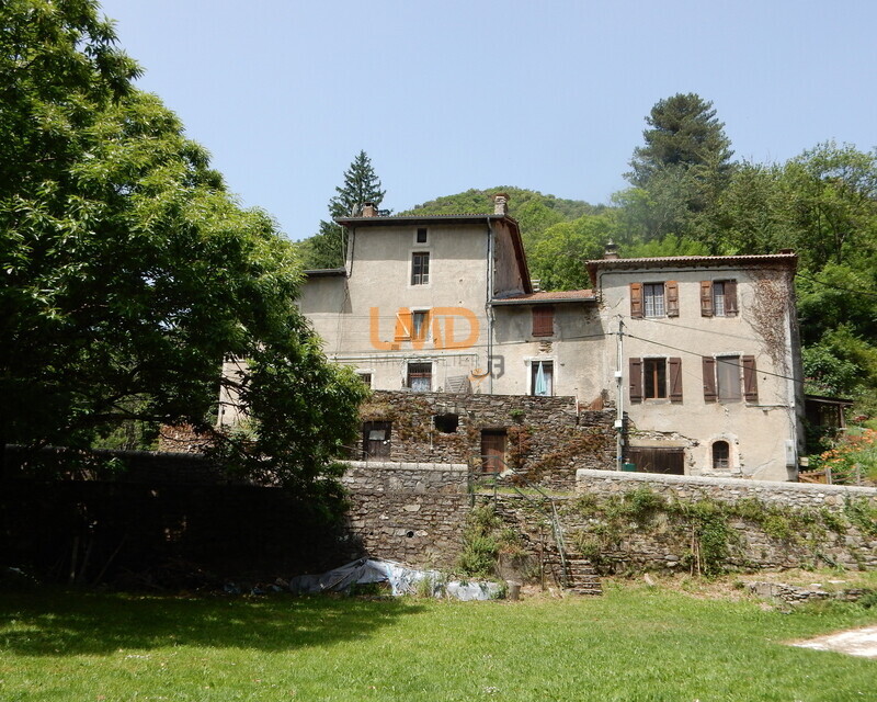 mas cévenol - 5 habitations - 3,4 ha terrain - Dscn4514