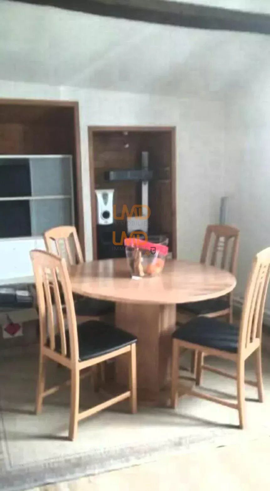 Immeuble avec 5 appartements - e68f81f7-58f9-4627-adf3-e2e6fafe9116