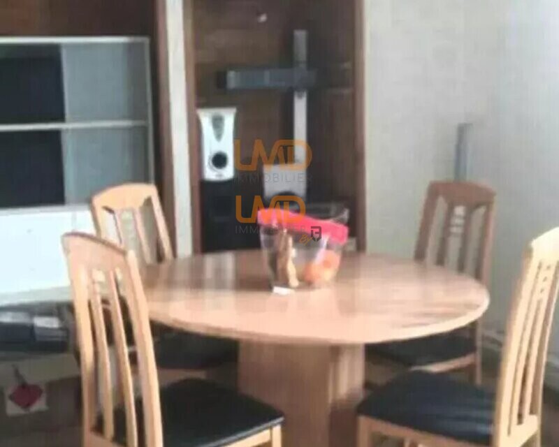 Immeuble avec 5 appartements - e68f81f7-58f9-4627-adf3-e2e6fafe9116