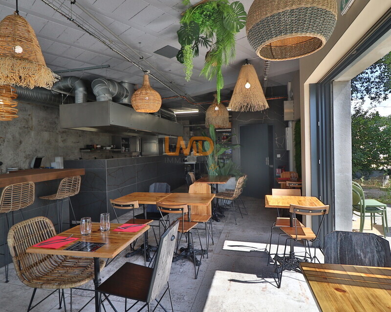 Droit au Bail- Restauration ou autre - avec Terrasse et Parking - Img 2163