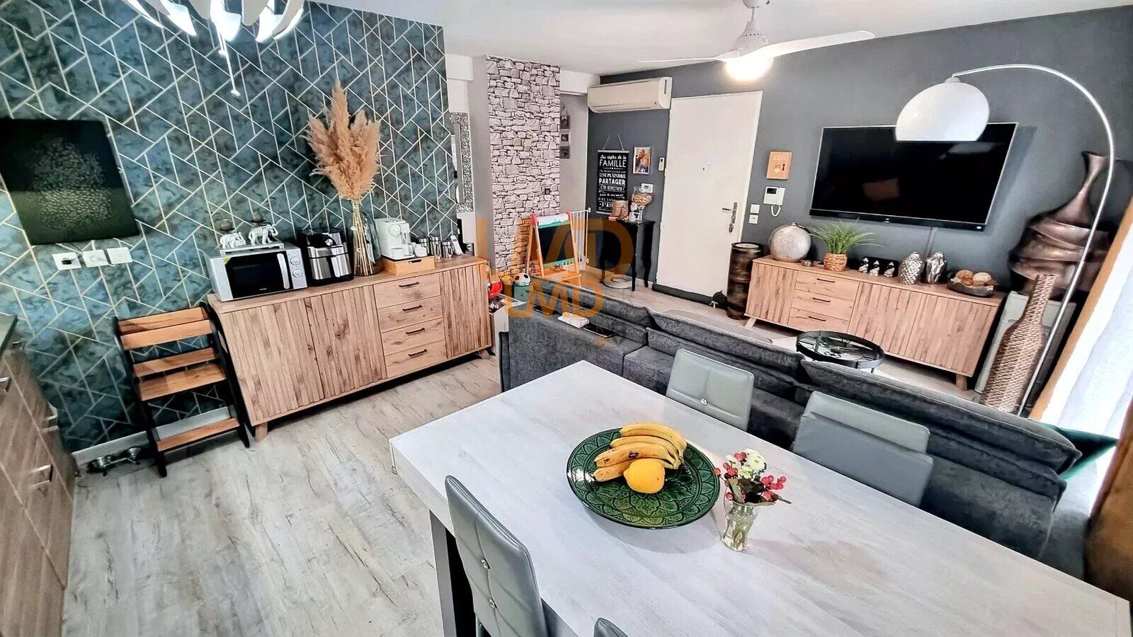 LE MUY (83490) – Bastide Mitoyenne Avec Jardin, Piscine - dff5795d-005d-41e2-ba1f-22f0af1732d6