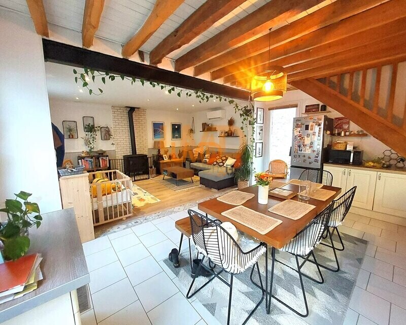 Donnemarie-Dontilly, maison en bon état,3 chambres avec dépendance - 6bb407f0-2757-430e-9a4f-1e82283599f0