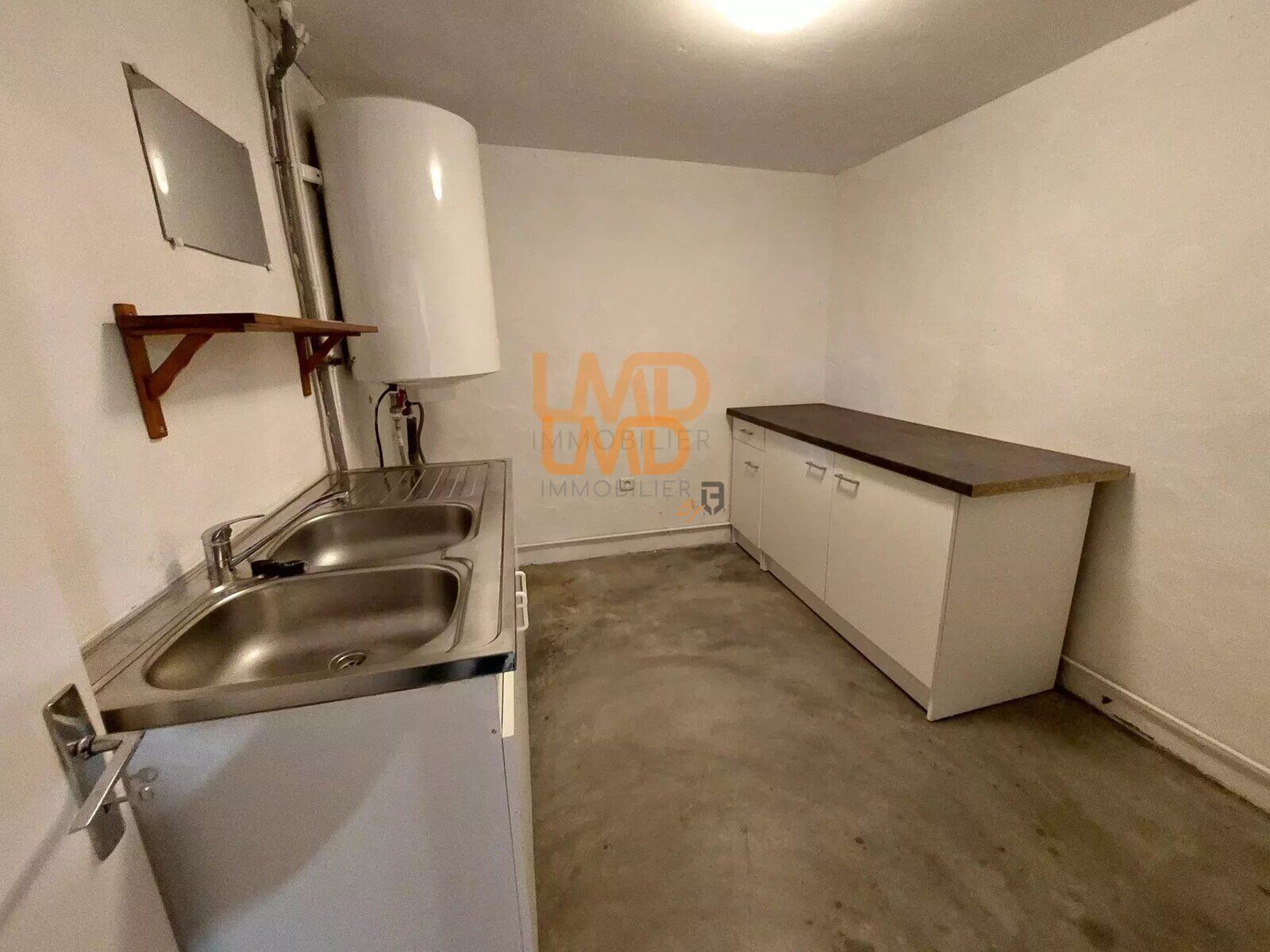 Montereau-Fault-Yonne, maison 3 pièces avec garage - fd9602c8-e41a-4927-a847-7e6759441b6d