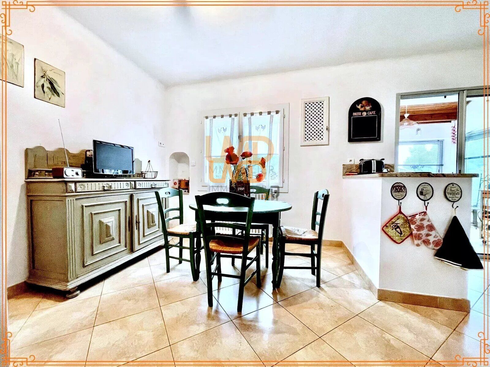 Élégante villa 176 m², piscine, 3 grands garages, appartement  - 81c38ec0-d150-4492-8170-cc08bb02f7b9