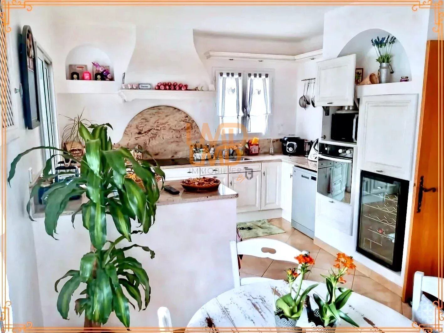 Élégante villa 176 m², piscine, 3 grands garages, appartement  - 797ec707-ce0a-40ad-af89-29765ef25d1f