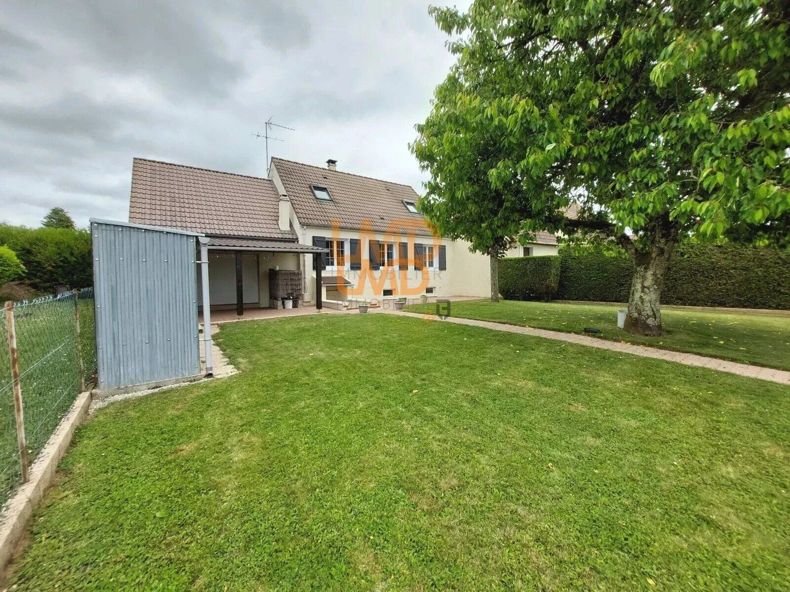 Nangis, maison 5 pièces plus garage sur terrain clos - 448ed55f-4f0e-43b7-a388-008d78bd383f