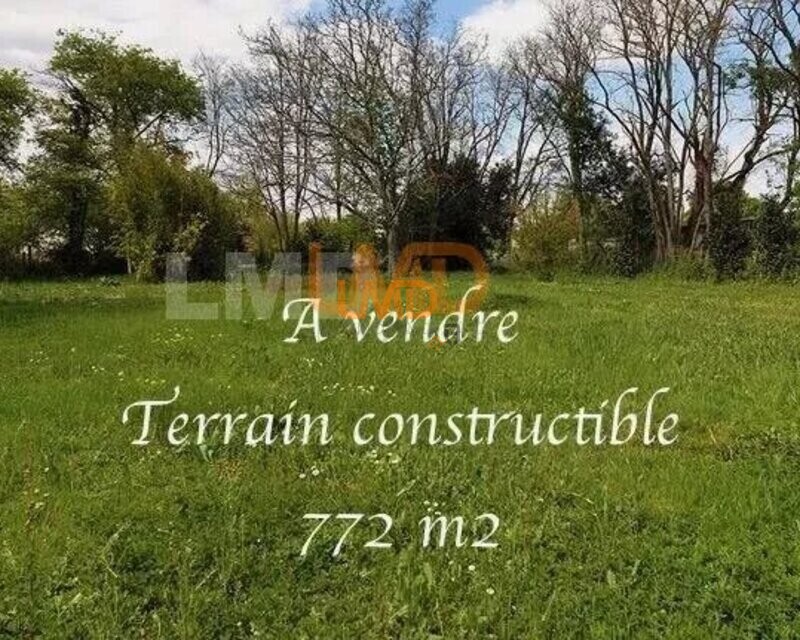 Terrain à bâtir 772 m²  - f0b76e1c-6d5d-4b23-932d-f49f2f14c044
