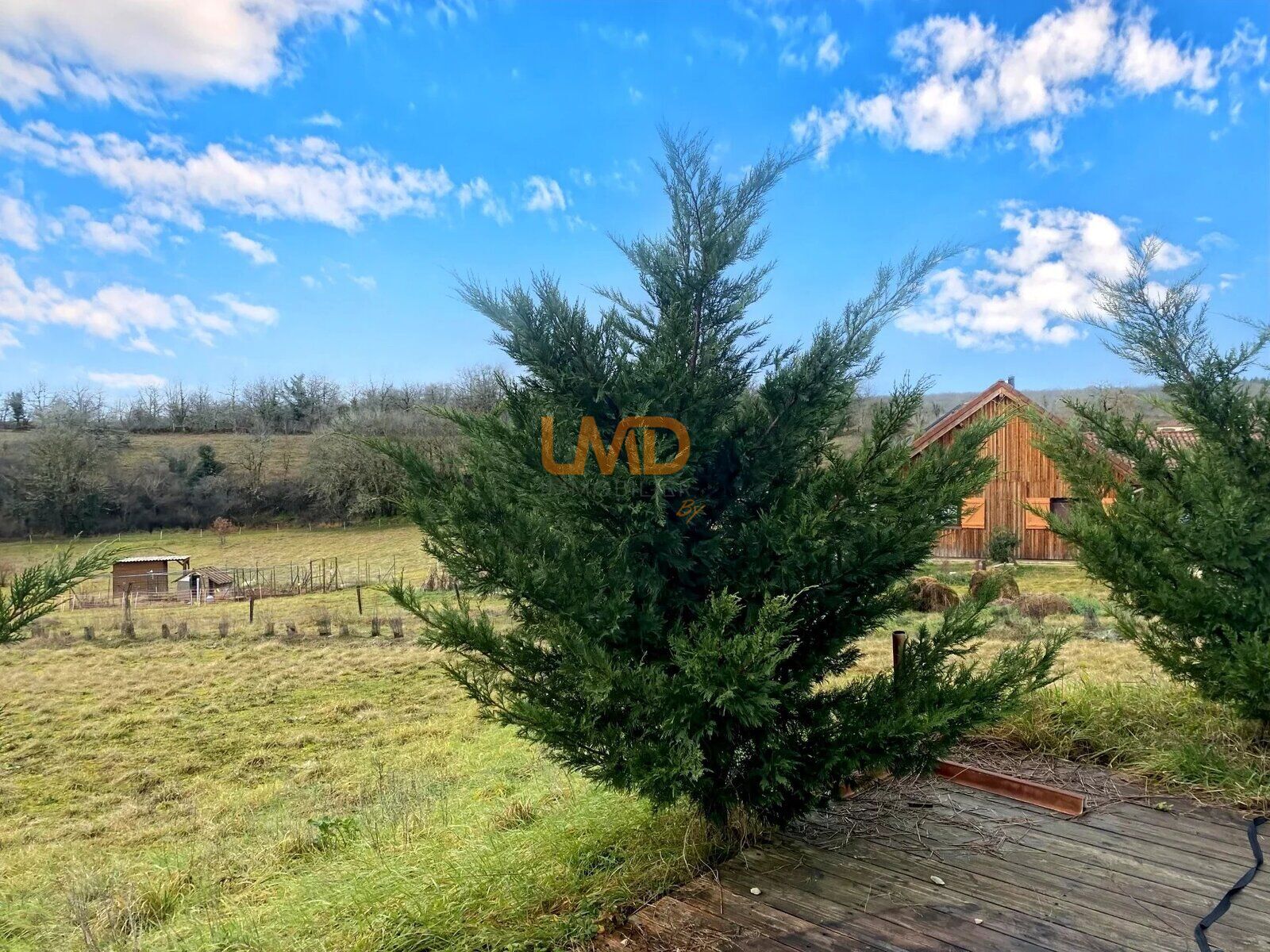 Maison de plain-pied avec vue dégagée sans vis à vis - 0e7f2901-fbef-4d44-a8ca-7b2140d672b3