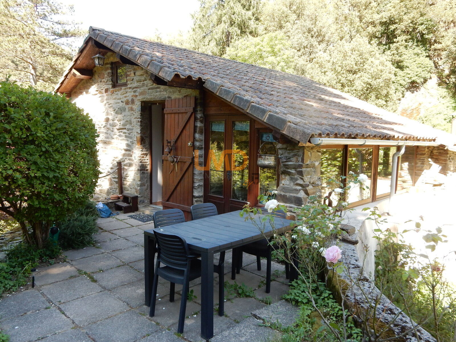 Maison - Terrain de 690 m² - Cadre Enchanteur - Maison a vendre