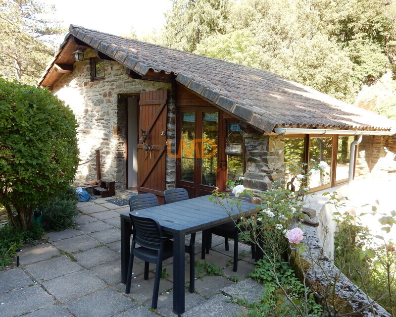 Maison - Terrain de 690 m² - Cadre Enchanteur - Maison a vendre