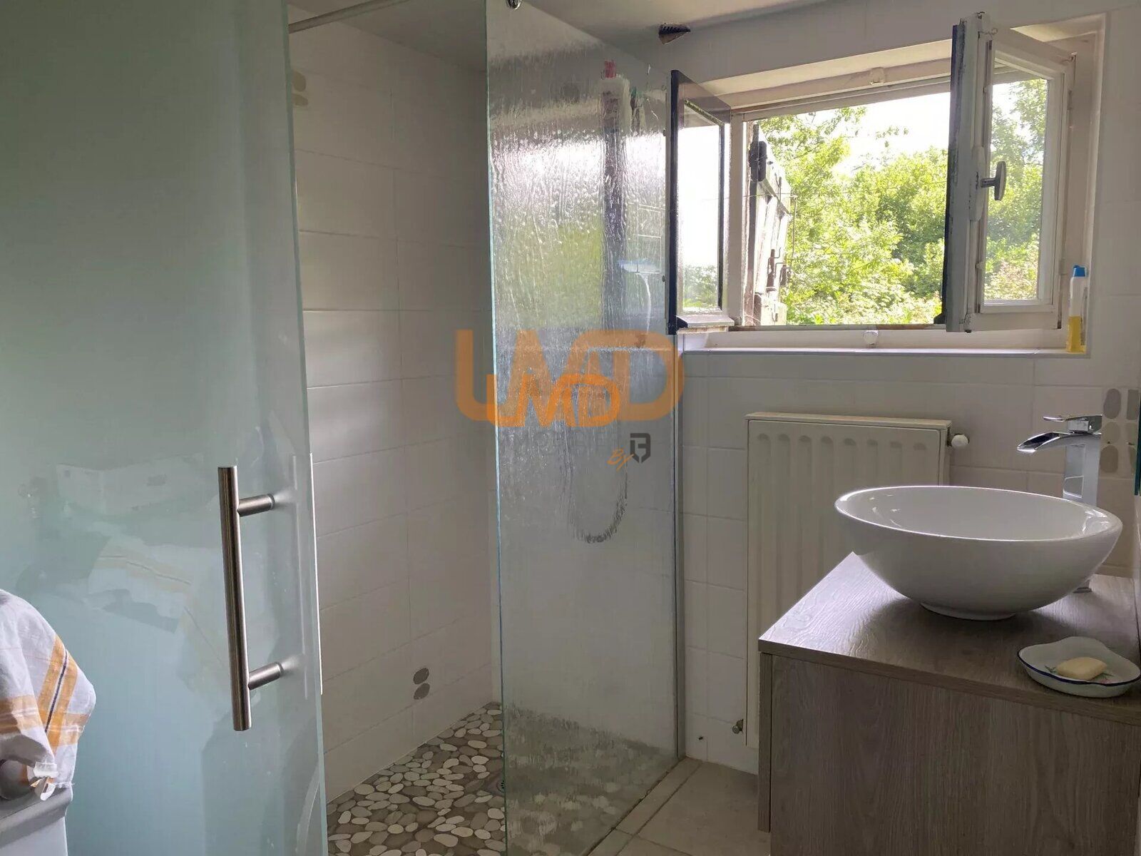 Ancien corps de ferme avec deux maisons en pierre et dépendances - 1c87cfe7-e4b3-4275-b03a-7197f534eb67