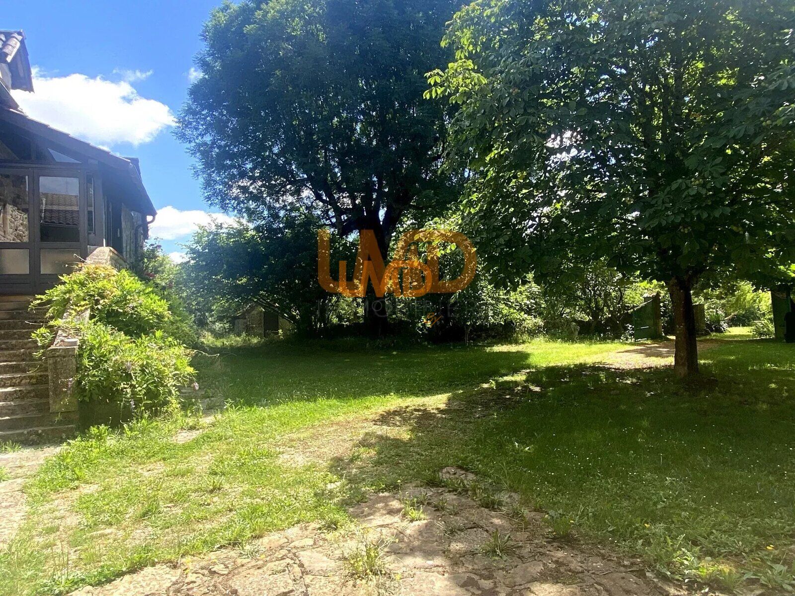 Ancien corps de ferme avec deux maisons en pierre et dépendances - 4643bef5-ae4b-4d3a-b90a-cea8231cd2a8