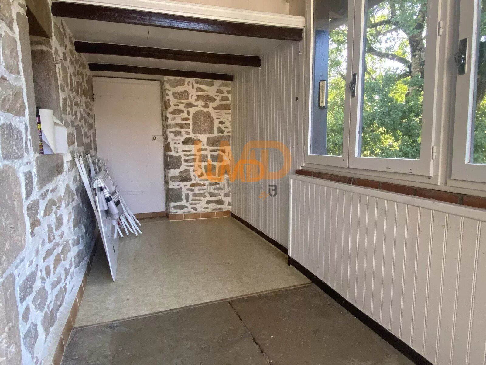 Ancien corps de ferme avec deux maisons en pierre et dépendances - 90980071-4ae3-47b9-94b4-681d94c7533a