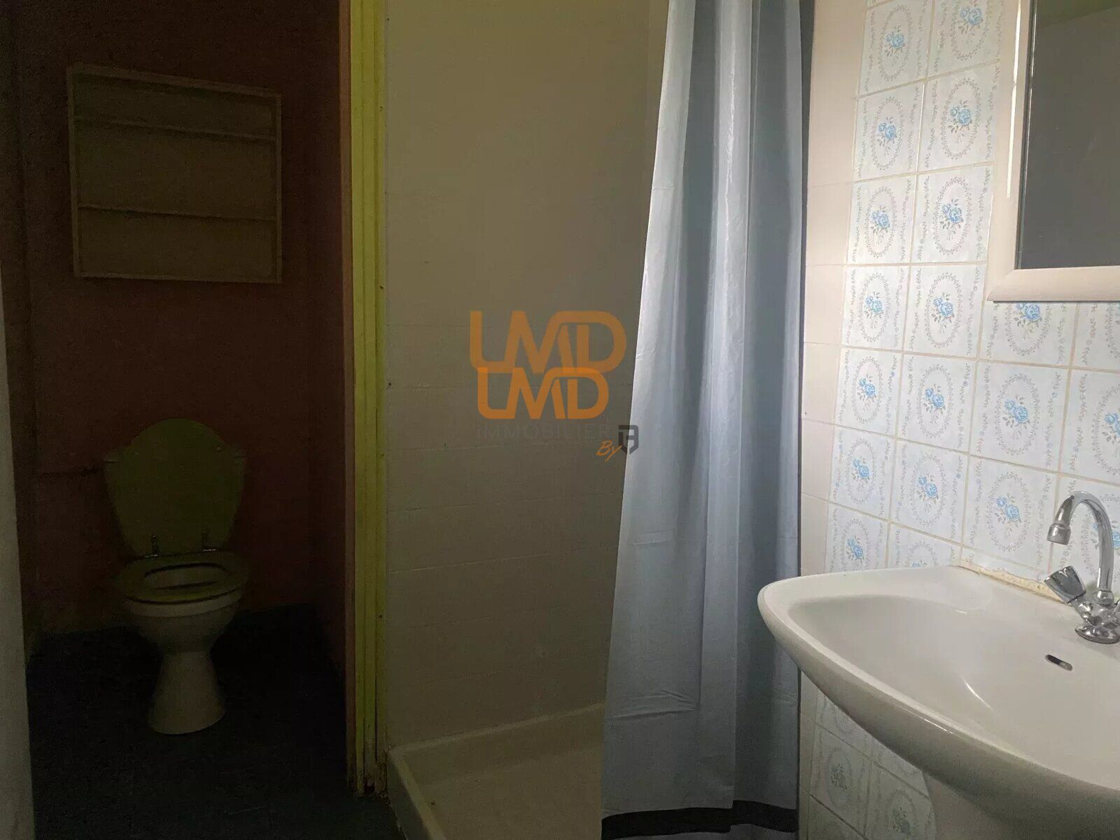 Maison sans vis à vis avec ateliers - 4221a4e5-51db-4667-bf9b-8d0a355da513