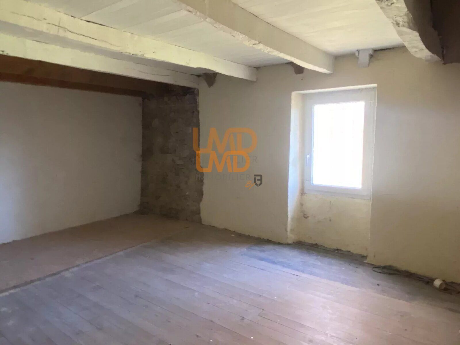 Maison sans vis à vis avec ateliers - cac88cb5-d47c-4ff2-a87d-5fa05a8071d8