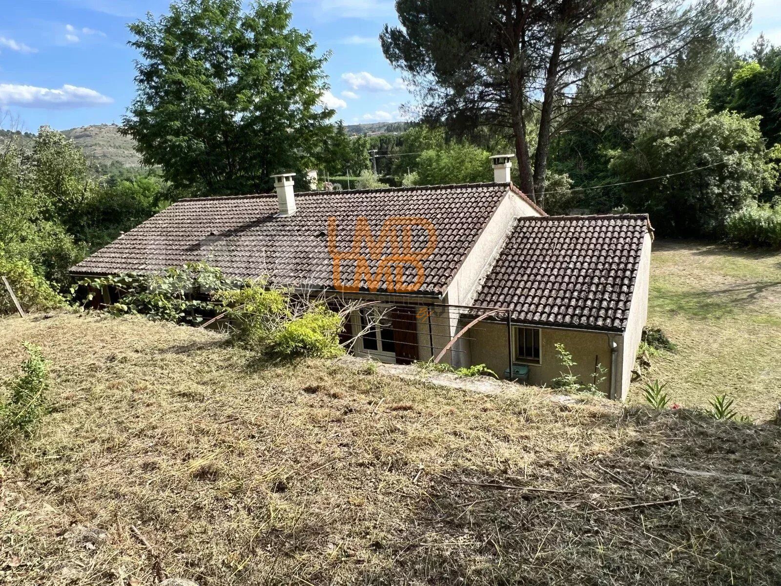 SUD Ardeche: Maison 4 chambres sur terrain arboré 2600m2 - 1926d2f3-ffcc-4d75-98d9-4efd33a22100