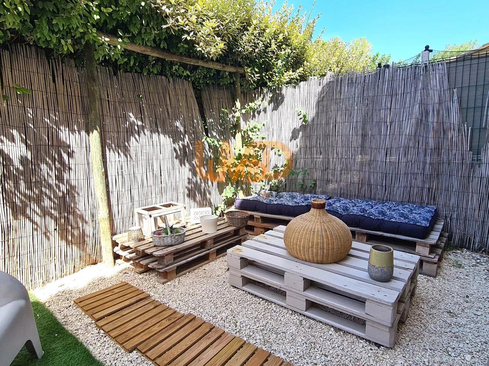 Luminosité - 2 Jardins - Sans VIS A VIS - Proximité Commerces - c57b8f98-808e-4300-879b-15582ca21437