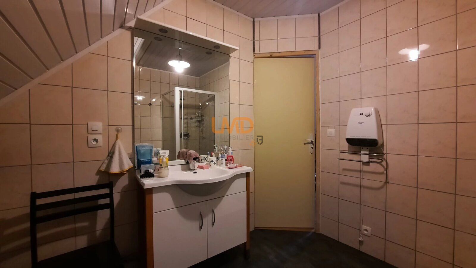 Maison familiale au calme – 2 Km Mondoubleau – 123 m² habitables - 8943a155-7f9c-4cf1-b0fe-1597990d4df1