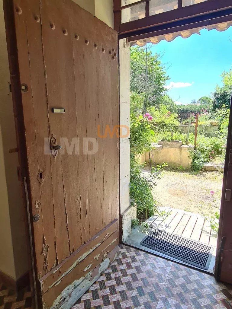 Opportunité Unique : Réveillez le charme d'antan de ce mas provençal ! - ec7fcc69-e552-4bff-ab78-b948f3ef0c4d